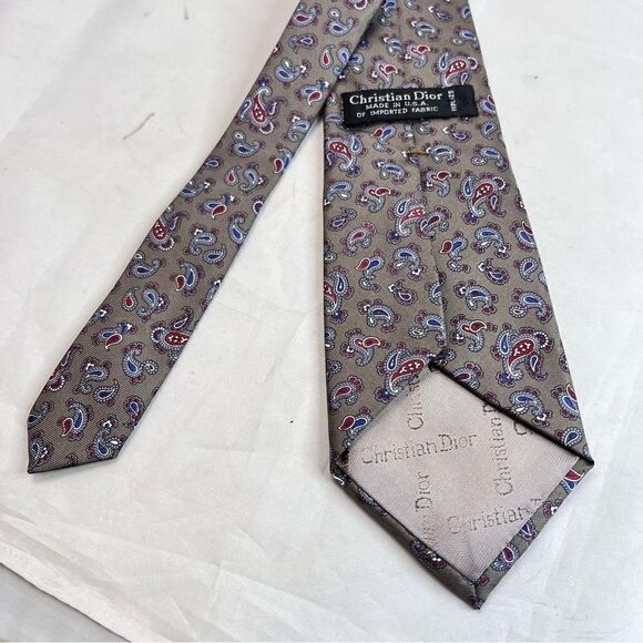 CHRISTIAN DIOR Stunning Mens Silk Tie - Picture 2 of 4